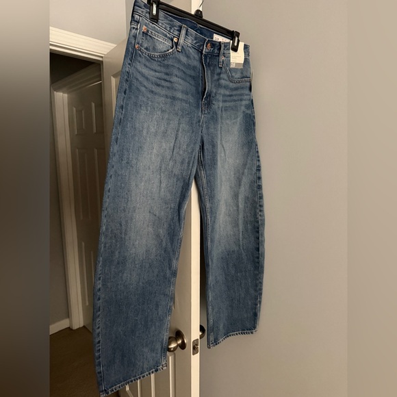 NWT GAP BARREL JEANS - medium denim size 28 - Picture 5 of 7